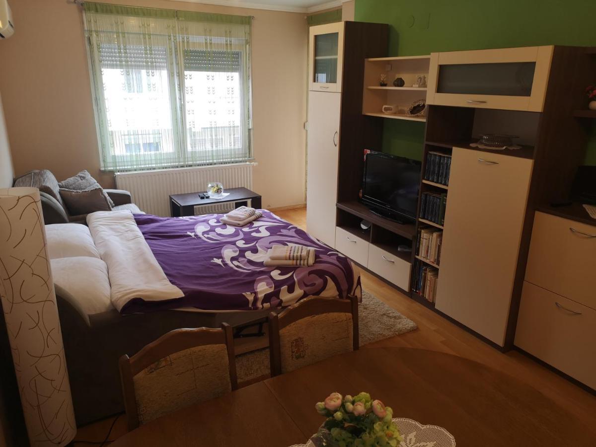 Appartement Dora à Ðakovo Extérieur photo